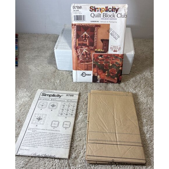Simplicity 9788 Quilt Block Club Pattern Set Halloween Thanksgiving Decor Uncut - Picture 2 of 6